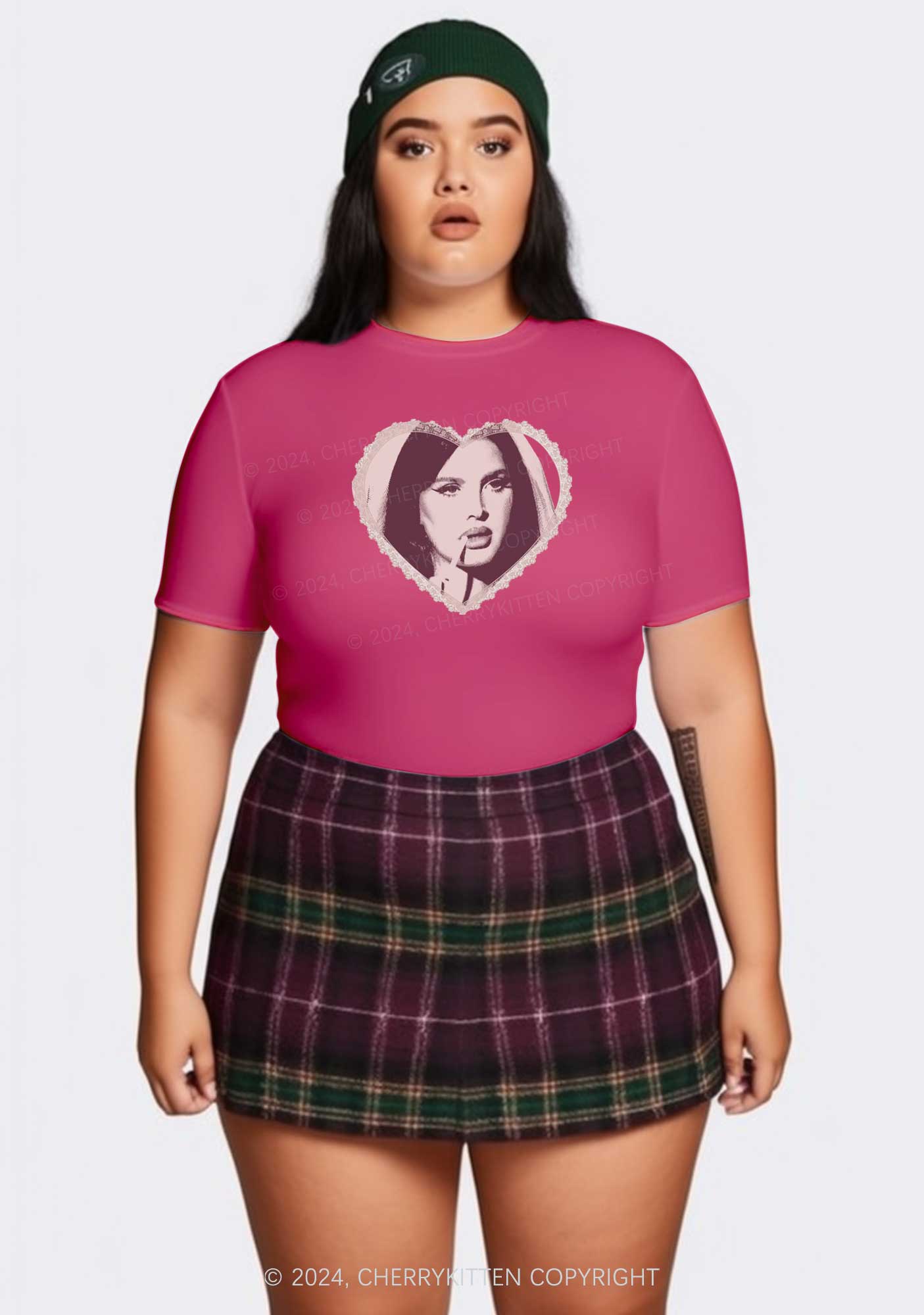 Curvy Heart Portrait Y2K Baby Tee Cherrykitten