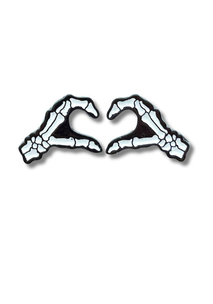 Halloween Skull Heart Y2K Pin Cherrykitten