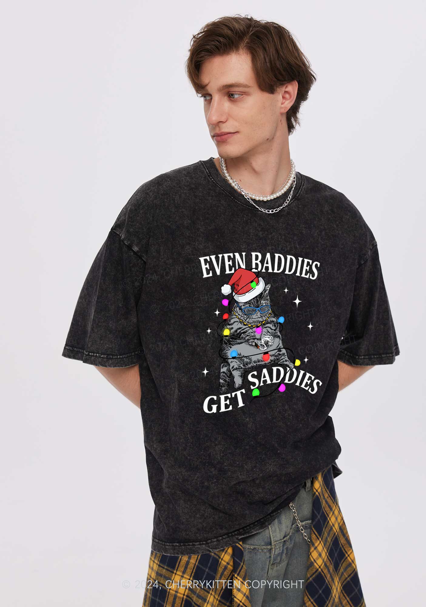 Christmas Baddie Cat Y2K Washed Tee Cherrykitten