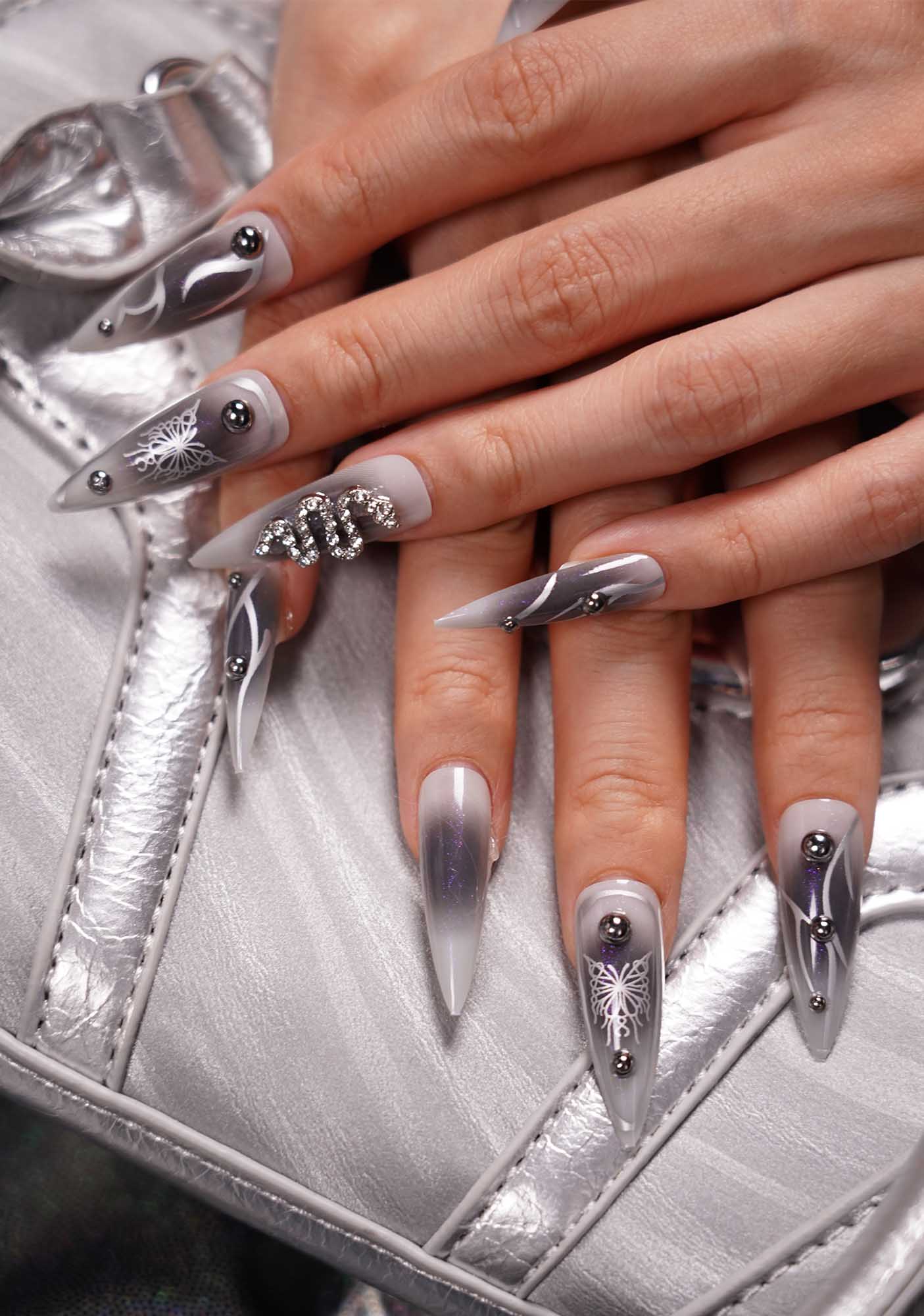 Gray Snake Y2K Press On Nails Cherrykitten