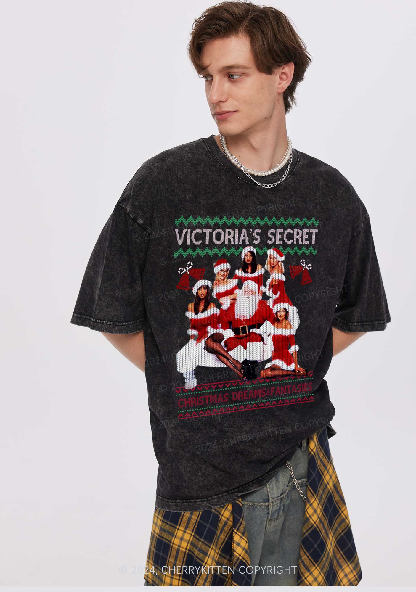 Christmas Dreams Fantasies Y2K Washed Tee Cherrykitten